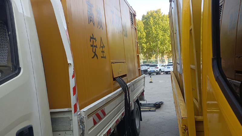 潜山如何判断柴油发电机组和UPS电源的切换时间是否符合要求？