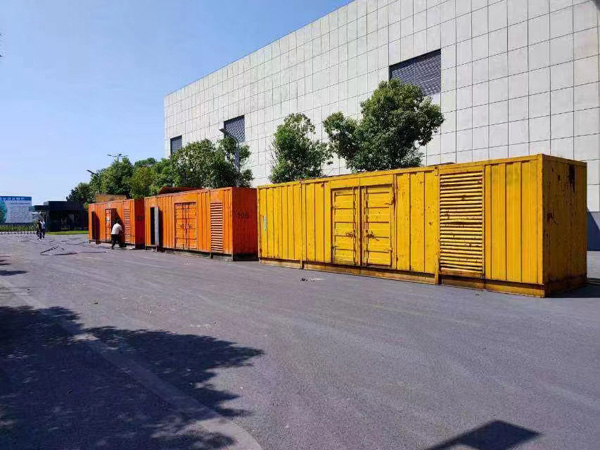 潜山环境温度变化对柴油发电机组的性能有哪些具体影响？